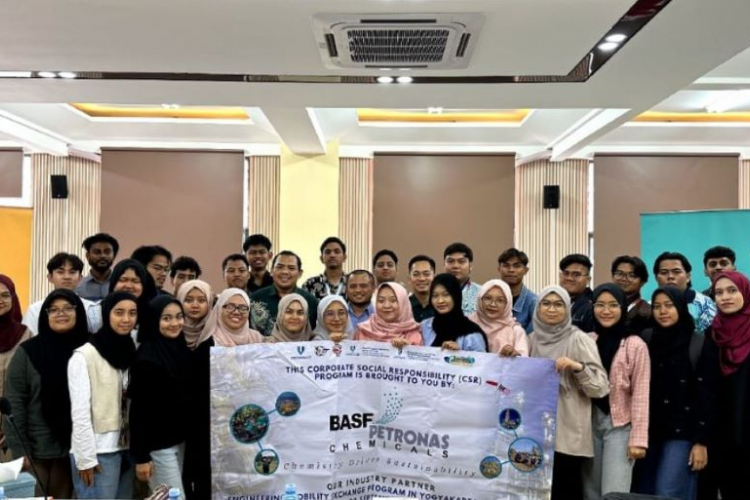 Engineering Exchange Programmeme CHEST X Mechapro at Universitas Islam Indonesia (UII): Sharing Knowledge and Renewable Energy Innovation