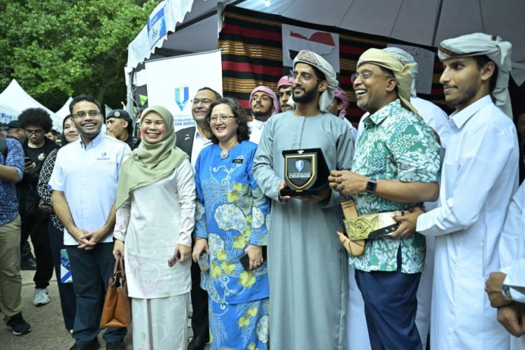 UMPSA showcases research innovations and forges collaborations at the Putrajaya Festival of Ideas (FOI)