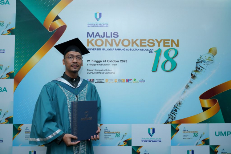 Komitmen belajar sambil bekerja bukan penghalang Hanafi peroleh ijazah