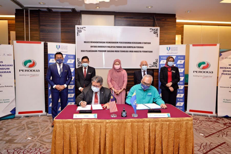 UMP, PERODUA jalin kerjasama strategik tawar program BTech Apprenticeship