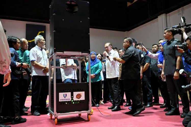 Penyelidik UMPSA bangunkan RimauStrike dan Spike Trainer, tingkatkan keberkesanan latihan sukan takraw negara