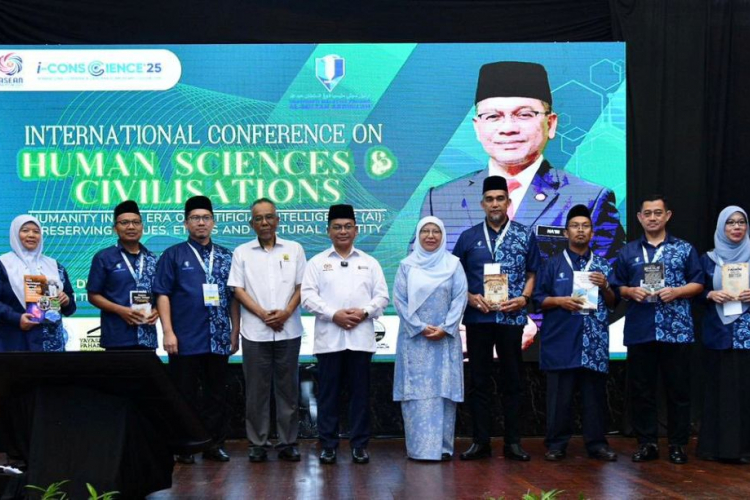 Persidangan Antarabangsa i-Conscience 2025 UMPSA kupas hubungan teknologi, nilai kemanusiaan dan peradaban
