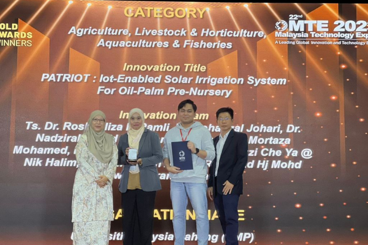 Associate Professor Ts. Dr. Roshahliza produce system used solar irrigation drip through IoT method 