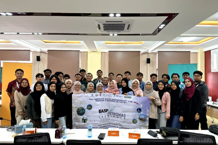 Program Mobiliti Engineering Exchange CHEST X Mechapro di Universitas Islam Indonesia (UII): Perkongsian ilmu dan inovasi tenaga boleh diperbaharui