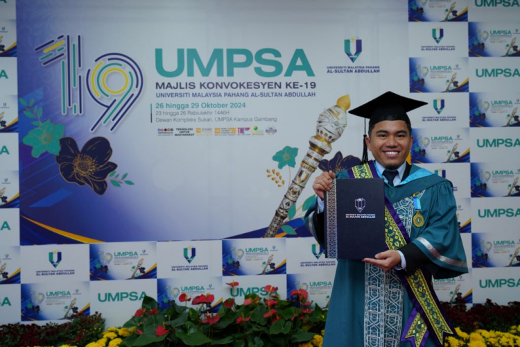 Muhammad Sofwan wins UMPSA Chancellor’s Award