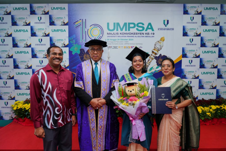 Upholding principles of excellence, Sonia Devi Dharmalingam receives UMPSA Srikandi Matahari Award