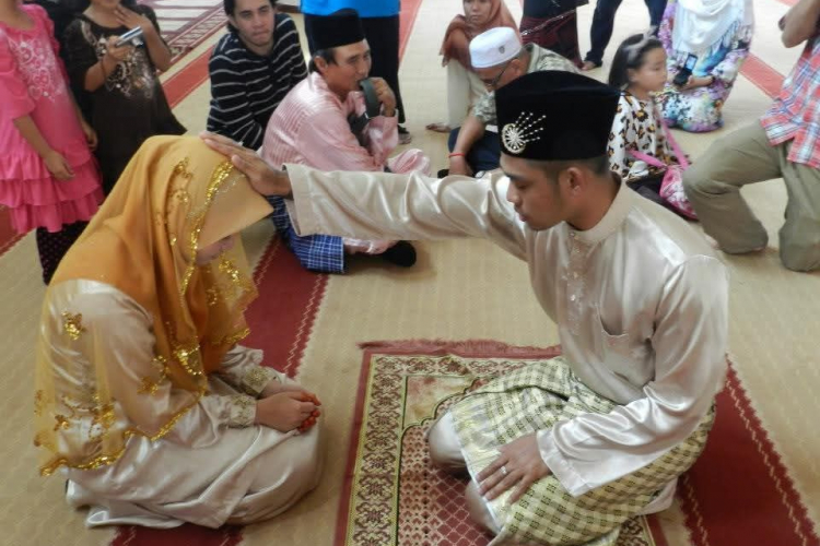 Suami Kita Tidak Sempurna