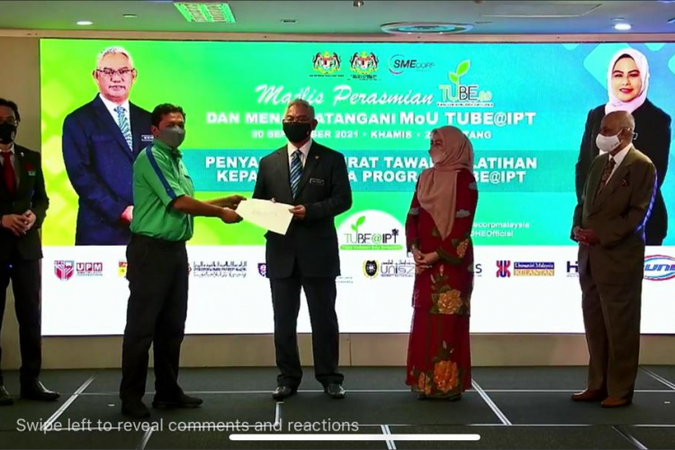 UMP, SME Corp. Malaysia jalin kerjasama Program TUBE@IPT lahirkan graduan usahawan