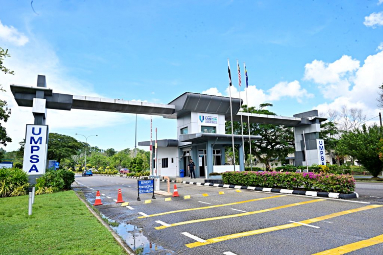 UMPSA diiktiraf sebagai Pusat Rujukan QVC perkukuh Agenda Pembelajaran Sepanjang Hayat Negara