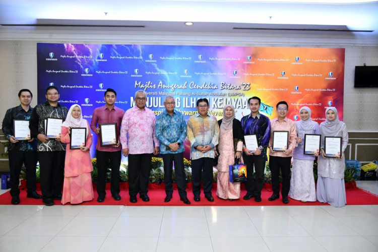 UMPSA honours outstanding lecturers at the Cendekia Bitara Awards