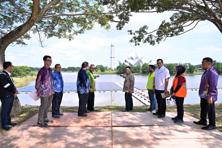 UMPSA now possesses Floating Solar Panels