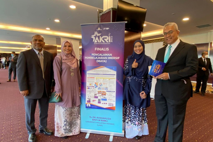 Pengalaman Pembelajaran Imersif Maya Kalam-On-The-Go finalis AKRI 2022