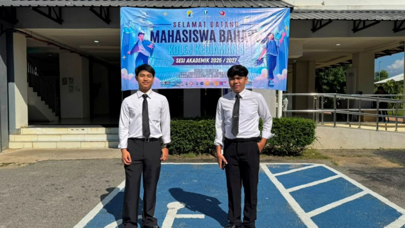 2 sahabat baik tunai impian melanjutkan pengajian bersama di UMPSA