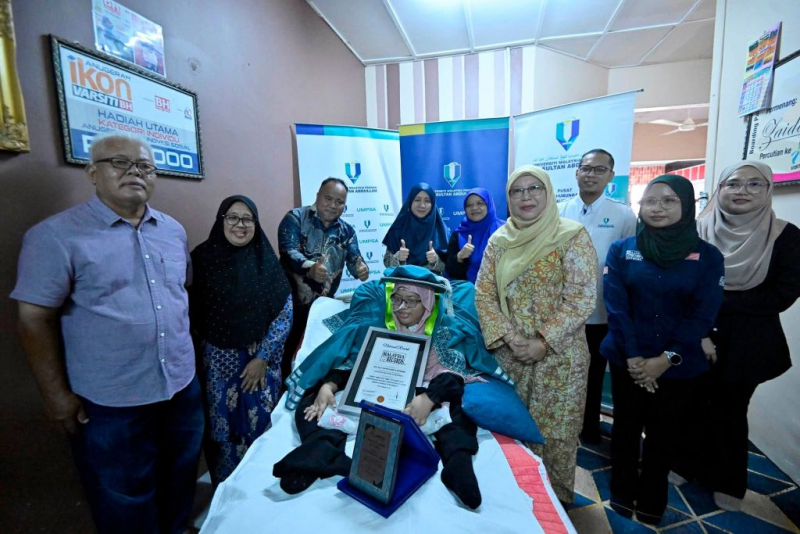 Alumni UMPSA, Dr. Siti Hawa ukir sejarah terima pengiktirafan Malaysia Book of Records