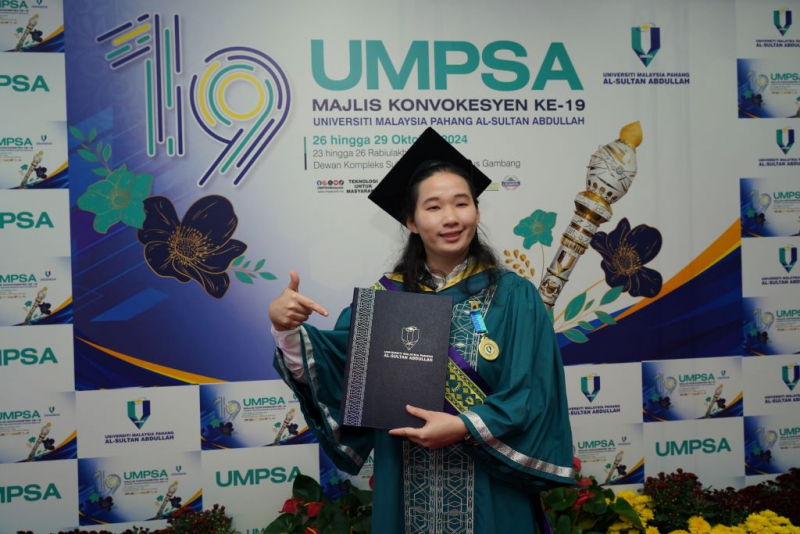 Loh Fui Qi overcomes loss to achieve Telekom Malaysia Berhad Excellence Award