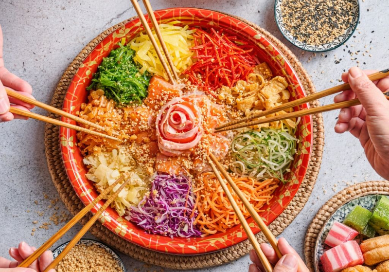 Huat Ah! Menggaul Bahasa dalam Yee Sang