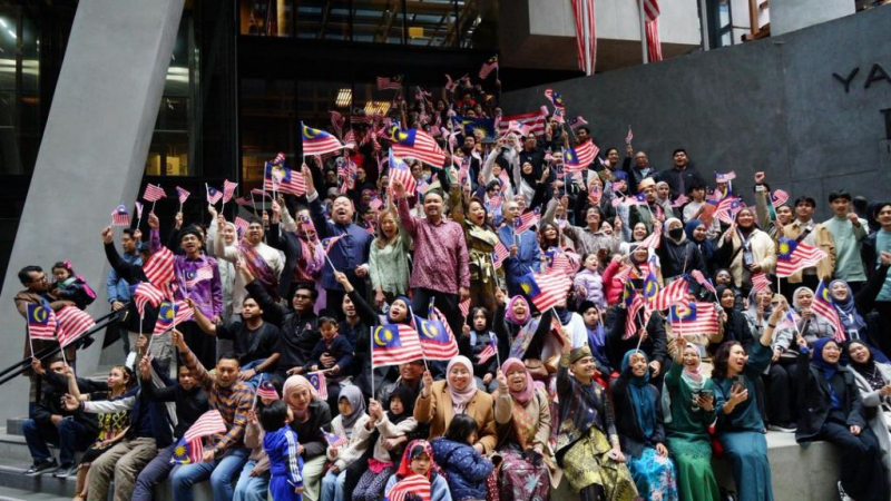 Pelajar UMPSA cipta impak global di Melbourne, perkasa kepimpinan dan budaya