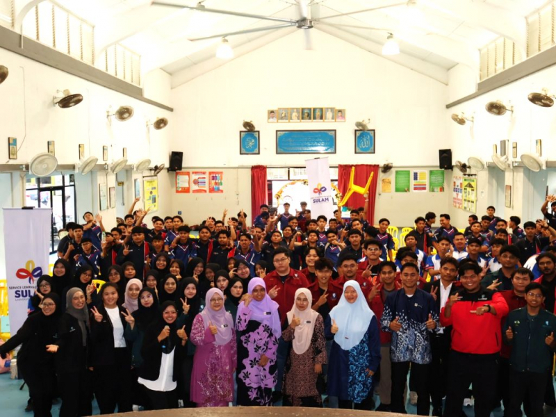 Pelajar UMPSA cetus inspirasi kepimpinan teknologi dan laluan kejayaan TVET di Kolej Vokasional Kuantan