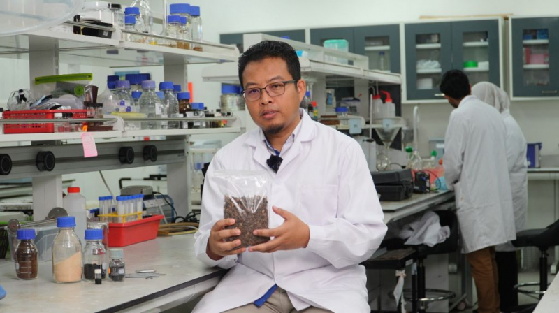 Penyelidik UMPSA temui grafit sintetik daripada biojisim sawit peluang baharu untuk sektor bernilai tinggi (HGHV)