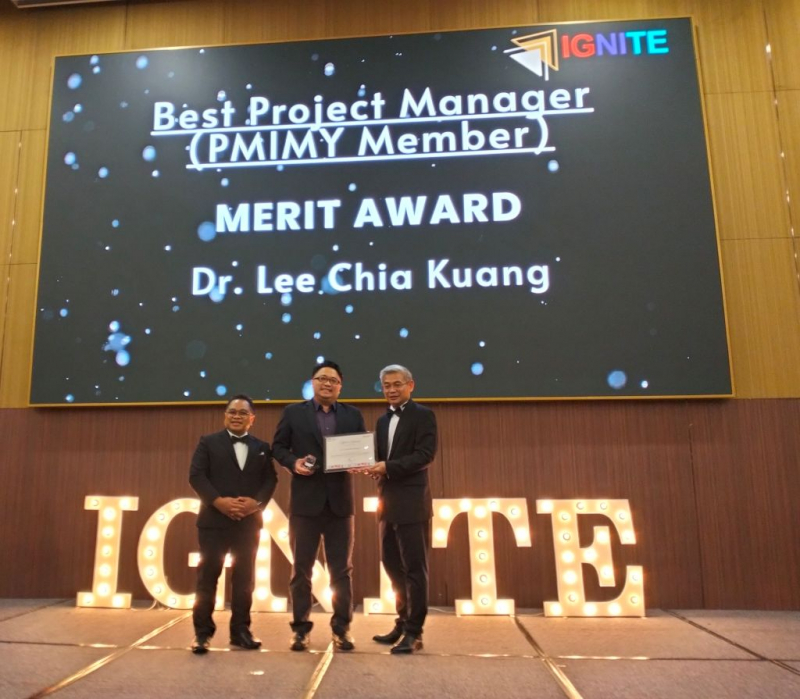 Profesor Madya Ts. Dr. Lee Chia Kuang raih PMIMY IGNITE 2025 diiktiraf Best Project Manager Merit Award