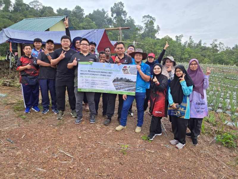 Profesor UMPSA turun padang untuk Projek Nanas MD2 pacu pendapatan komuniti Orang Asli