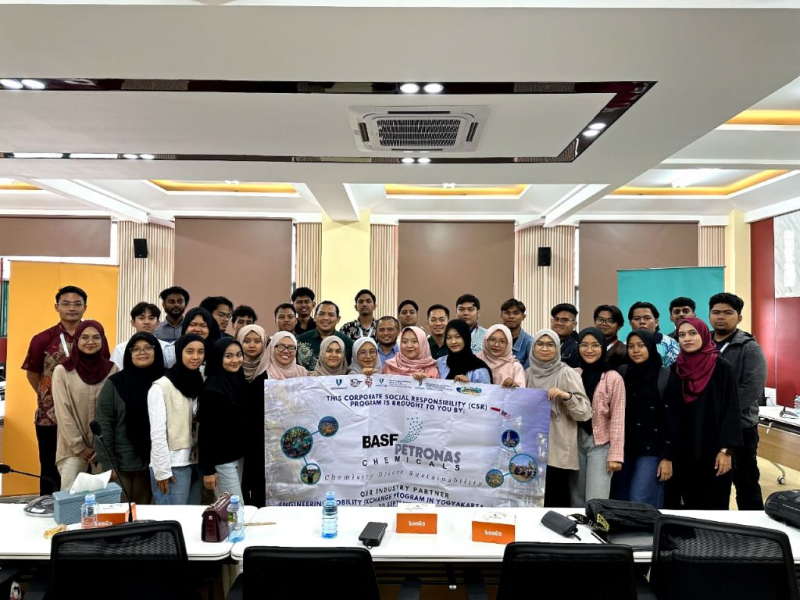 Program Mobiliti Engineering Exchange CHEST X Mechapro di Universitas Islam Indonesia (UII): Perkongsian ilmu dan inovasi tenaga boleh diperbaharui