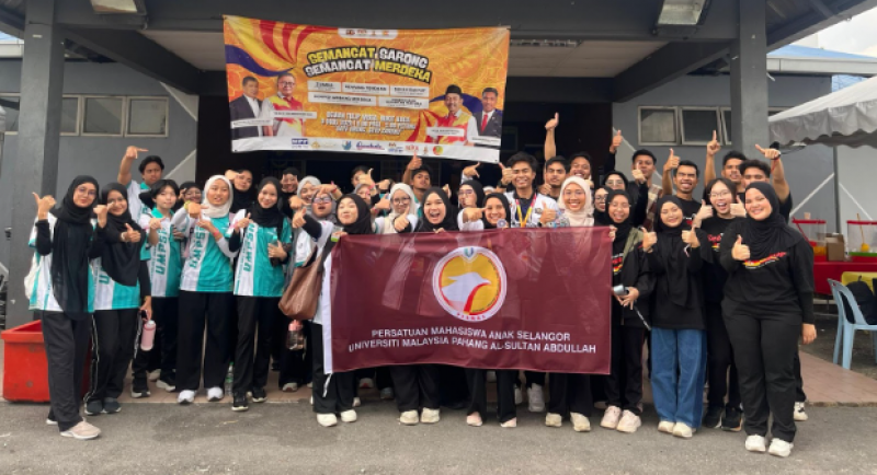 Semangat Sarong, Semangat Merdeka meriahkan komuniti Bukit Naga