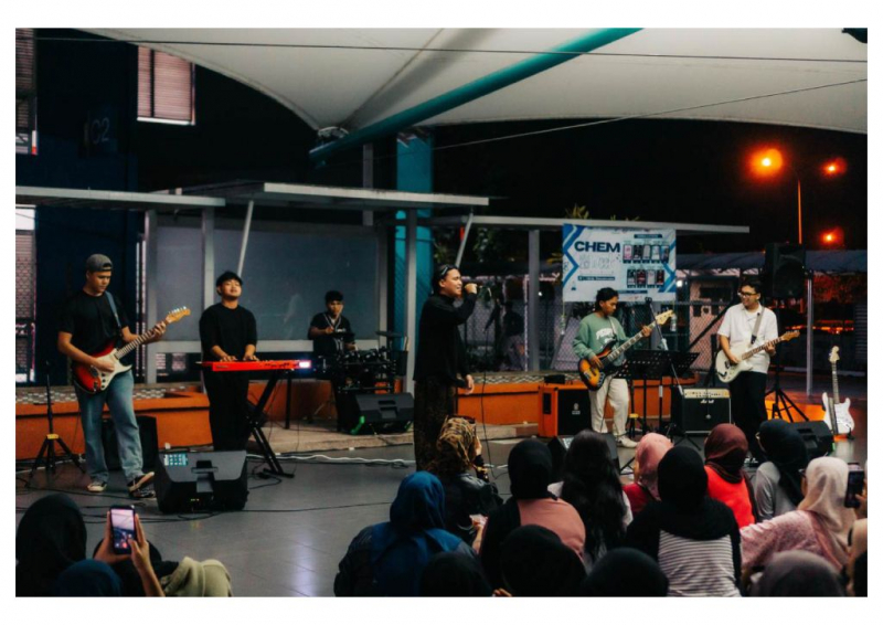 Saturday Night Live meriah dalam kesederhanaan