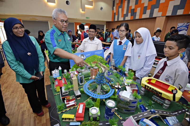 Karnival STEM Cungkil bakat pelajar sekolah dengan budaya reka cipta