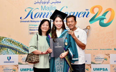 Kejar impian Jurutera Kimia, Hiew Tzeching terima Anugerah Kecemerlangan BASF PETRONAS Chemicals